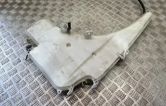 BMW 3 E90 E91 Windshield washer fluid reservoir/tank 7117842
