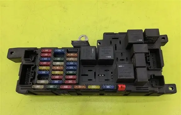 Volvo S80 Fuse box set 8637841
