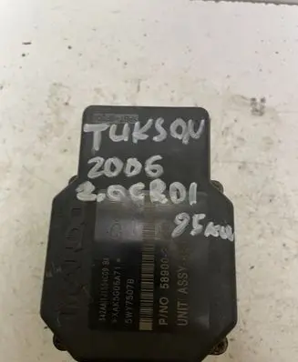 Hyundai Tucson JM ABS Pump 589002E000