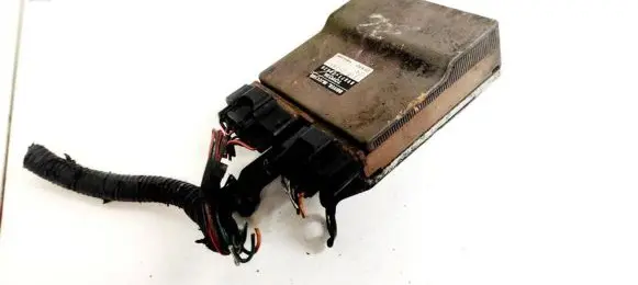 Toyota Corolla E120 E130 Fuel injection control unit/module 8987120030 89871-20030
