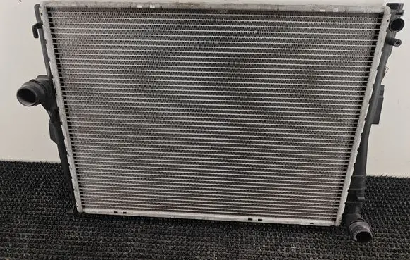 BMW Z4 E85 E86 Coolant radiator 1613108 1436241 0312040741