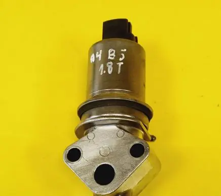 Audi A4 S4 B5 8D EGR valve 06A131501N 72807004