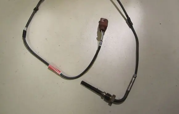 Exhaust gas temperature sensor