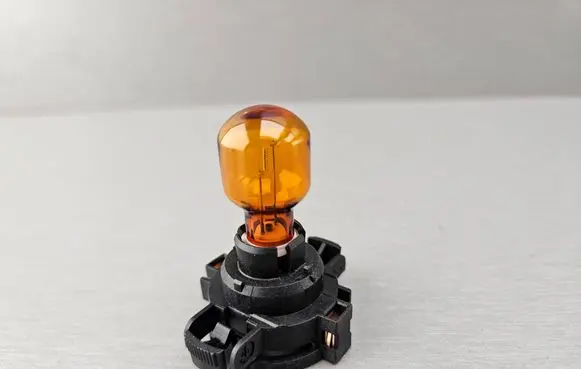 BMW 3 E90 E91 Headlight/headlamp bulb 9905468 07119905468