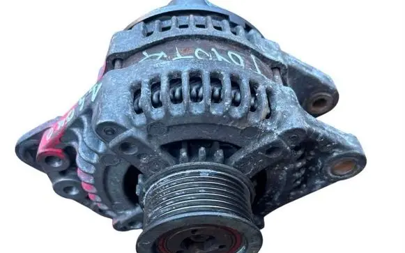 Toyota Yaris Generator/alternator 2706033051 1042103732
