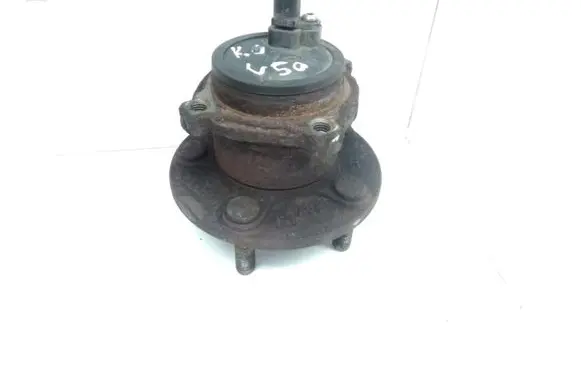 Volvo V50 Rear wheel hub
