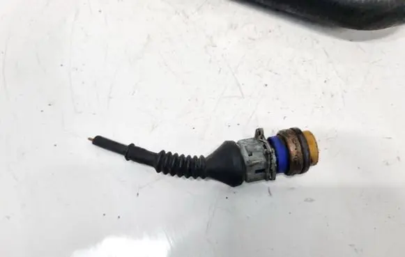 Audi A6 S6 C4 4A Coolant temperature sensor 025906041A