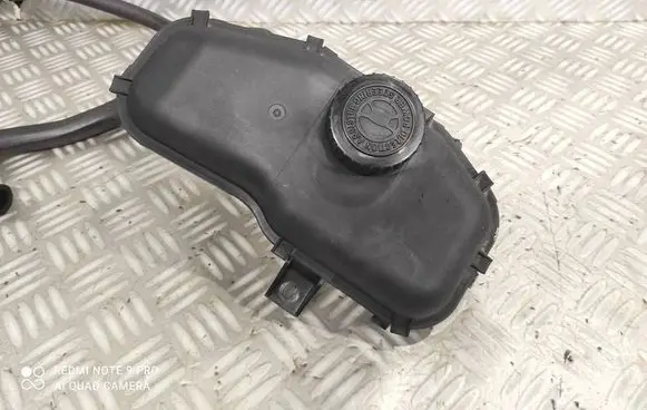 Citroen Berlingo Power steering fluid tank/reservoir 9682883380