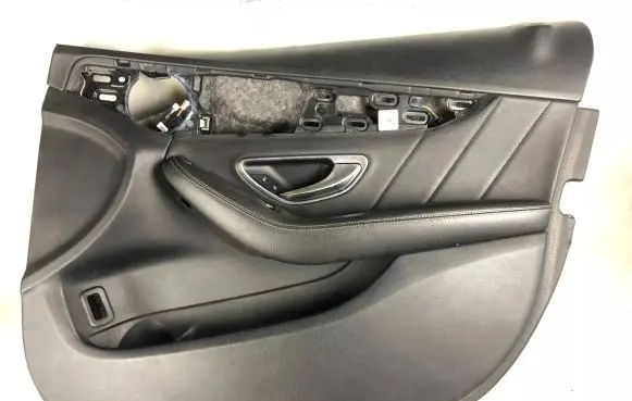 Mercedes-Benz C W205 Front door card panel trim