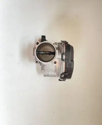 Citroen C5 Aircross Throttle valve 983017148000 175006517