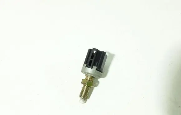 Toyota Corolla E120 E130 Brake pedal sensor switch CS411