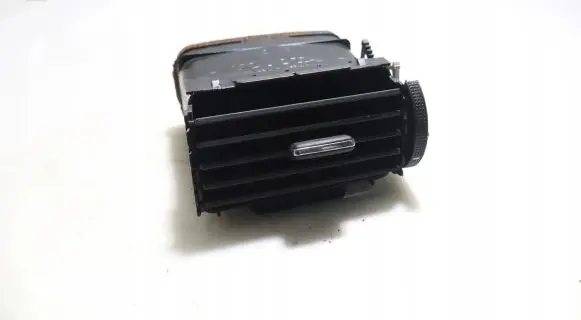 Toyota Avensis Verso Dashboard air vent grill cover trim 