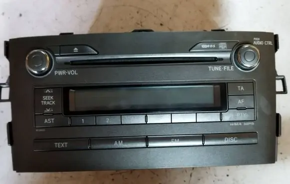 Toyota Auris 150 Radio/CD/DVD/GPS head unit 8612002520 SF711738 1220008900B101