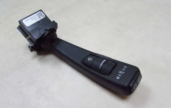 Volvo V70 Wiper control stalk 31275360 51604