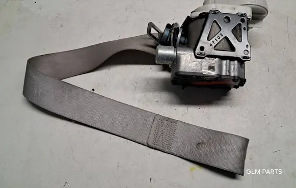Mercedes-Benz CLK A209 C209 Front seatbelt 2098601985