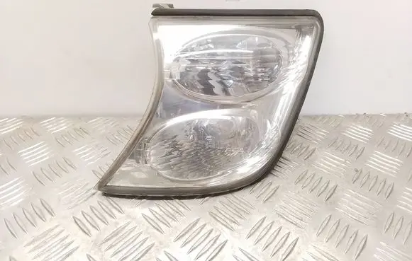 Nissan Patrol Y61 Front indicator light