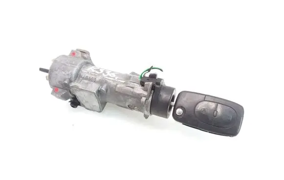 Volkswagen PASSAT B5 Ignition lock 4B0905851A