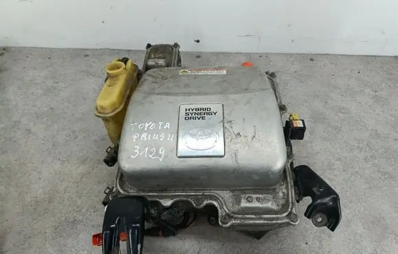 Toyota Prius (NHW20) Voltage converter inverter G9200-47121