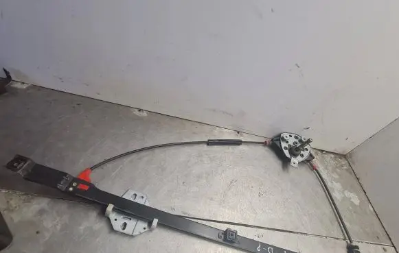 Volkswagen Transporter - Caravelle T4 Front door manual window regulator 701837502F