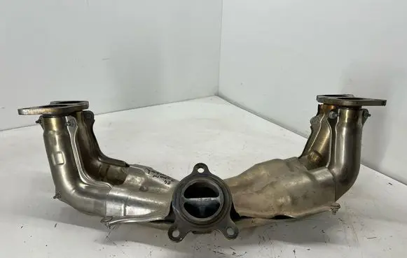 Subaru Outback (BT) Exhaust manifold 44610AC61B 44610AC61A