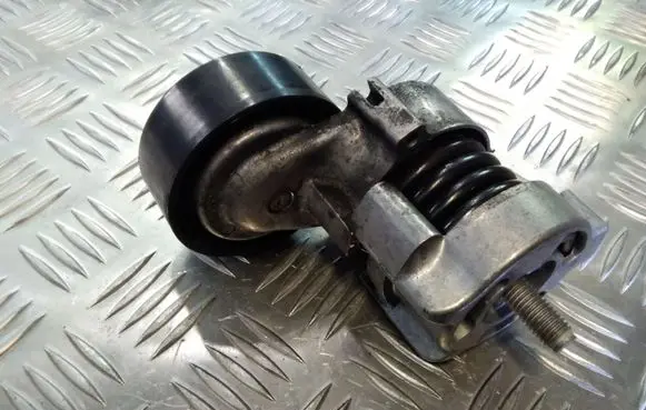 BMW 3 E46 Alternator belt tensioner 65352