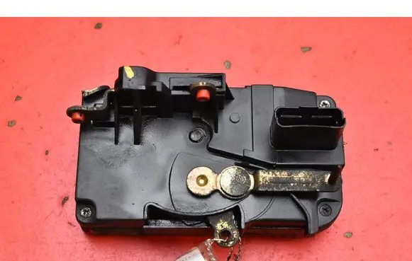 Peugeot Expert Front door lock 