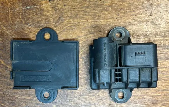 Mercedes-Benz Sprinter W906 Glow plug pre-heat relay A6512240800 A6519003103 51299070D