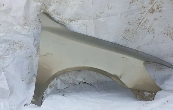 Skoda Octavia Mk2 (1Z) Fender 0KTAV1