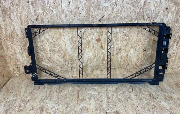 Volvo XC40 Radiator trim 31356793