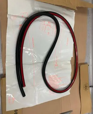 BMW 8 G15 Rubber seal front coupe door 8739182