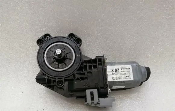 Tesla Model X Front door window regulator motor 402772D