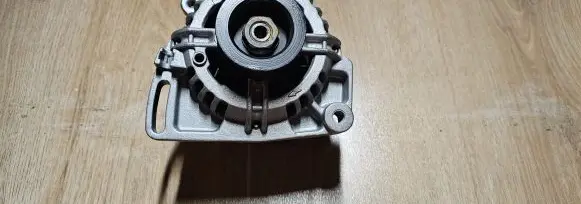 Renault Twingo II Generator/alternator 8200519296D 0124225056