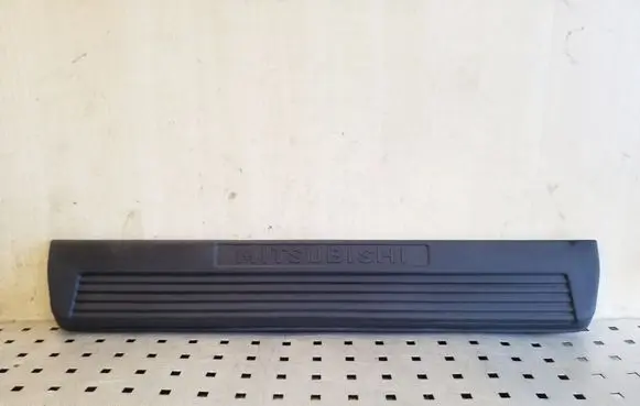 Mitsubishi Pajero Front sill trim cover