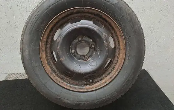 Peugeot 307 CC R15 spare wheel 