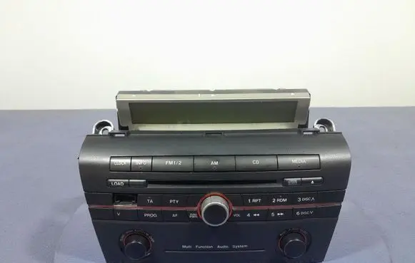 Mazda 3 I Radio/CD/DVD/GPS head unit BR2B66AR0