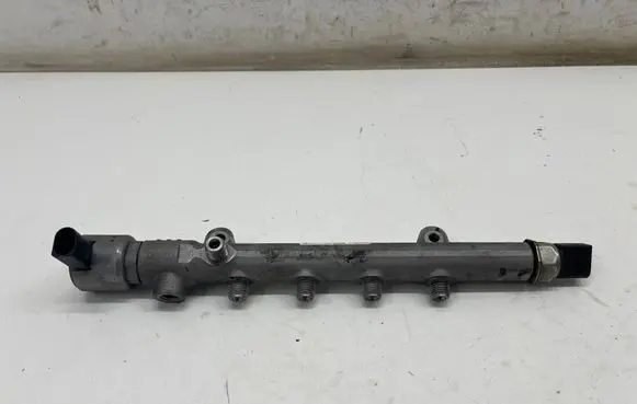 Mercedes-Benz GLA W156 X156 Fuel main line pipe A6510700495
