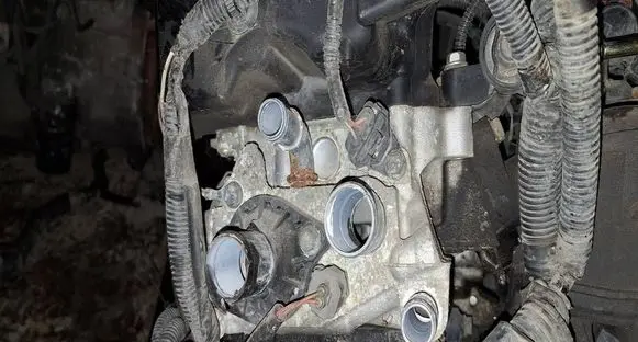 Toyota Aygo AB10 Engine coolant pipe/hose 