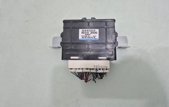 Mitsubishi Pajero Other control units/modules 8631A356