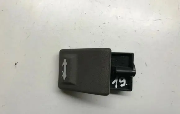 KIA Carens I Engine bonnet (hood) release handle