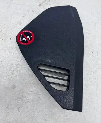 Mercedes-Benz E W211 Dashboard side end trim 2116800678 T0013784