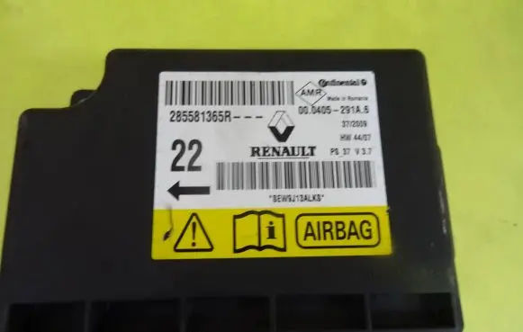 Renault Megane III Airbag control unit/module 285581365R