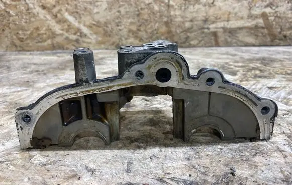 Nissan 350Z Other cylinder head part 