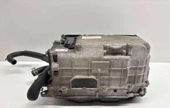 Toyota Prius+ (ZVW40) Voltage converter inverter G920047162 G920147053