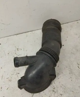 Audi A3 S3 8P Air intake duct part 06F129627H LSA2104