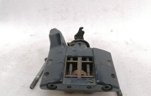 Aston Martin V8 Rear brake caliper 7G432C464BB