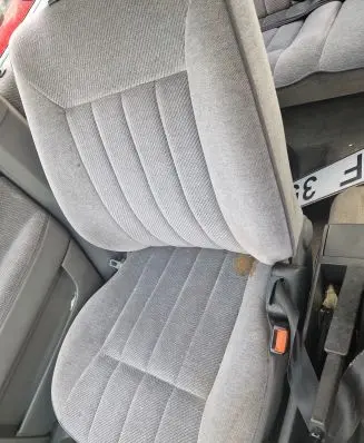 Volkswagen PASSAT B3 Seat set 357881 333885357