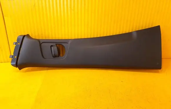 Mercedes-Benz GLB x247 (B) pillar trim (bottom)