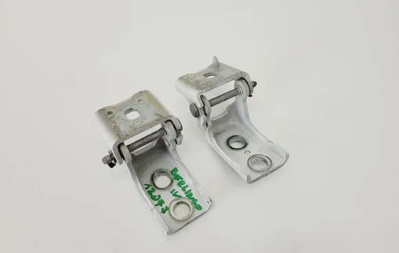 Citroen Berlingo Front door hinge set 