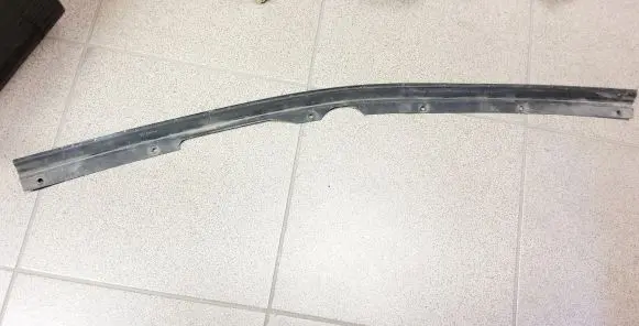 Mercedes-Benz C W204 Engine compartment rubber A2048800097