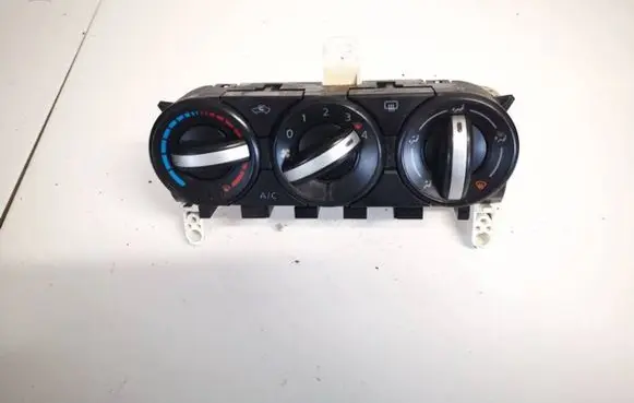 Nissan Qashqai Climate control unit
